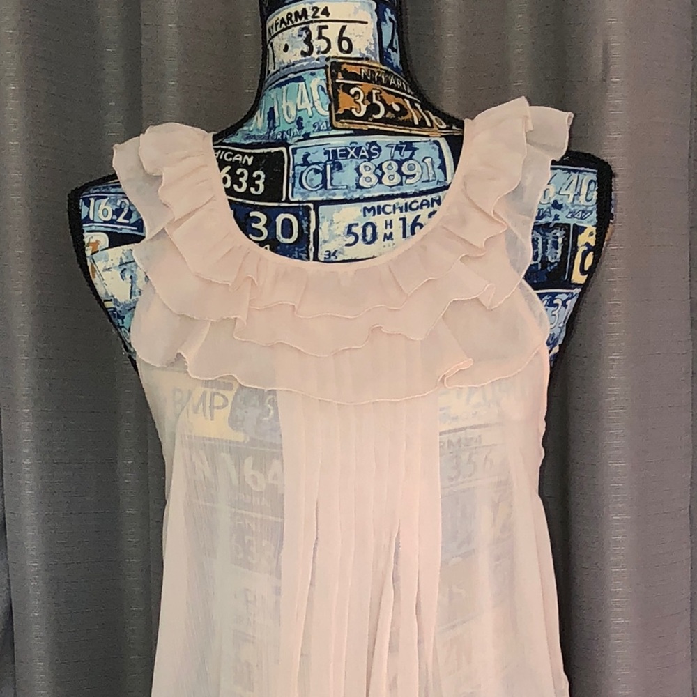 TRAMP BRAND PEACH RUFFLED SHEER BLOUSE SIZE SMALL